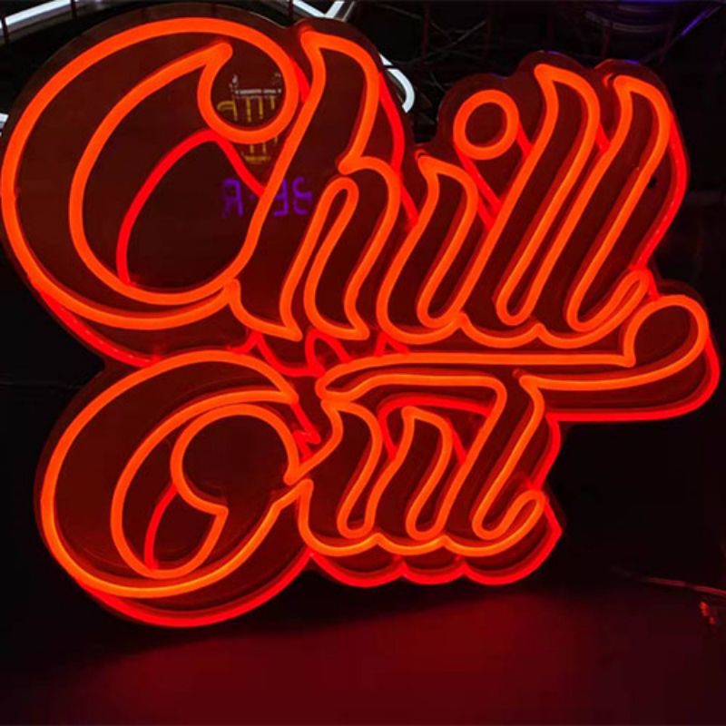 Enseigne au néon Chill outdo fait à la main3