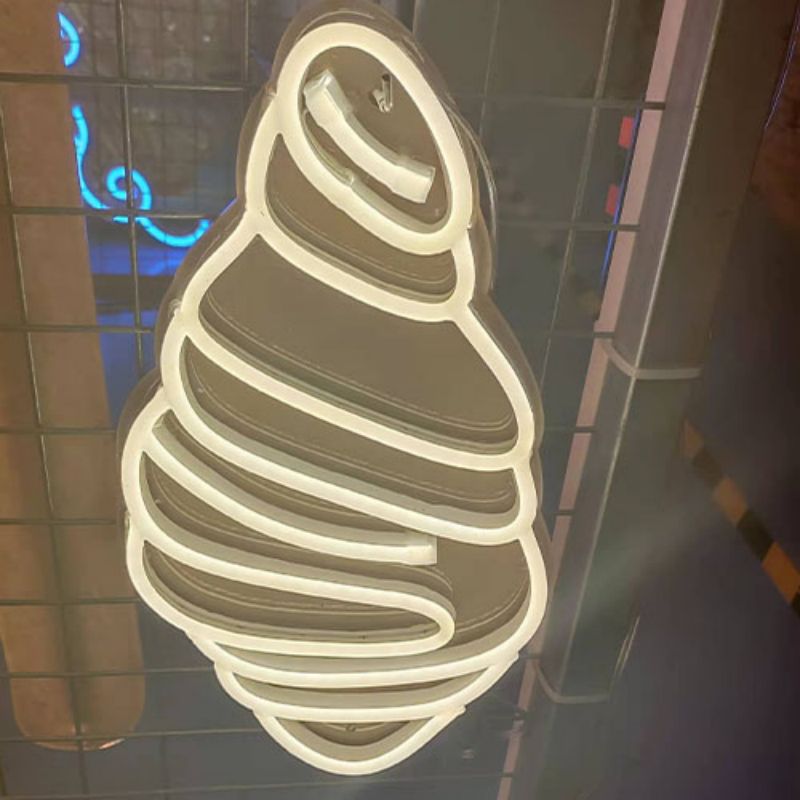 Croissant neon sign waterproof3