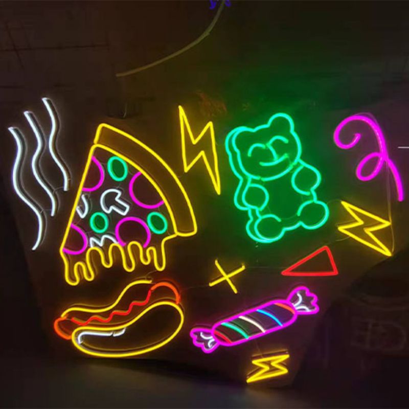Pizza hot dog neonski natpisi zid 3